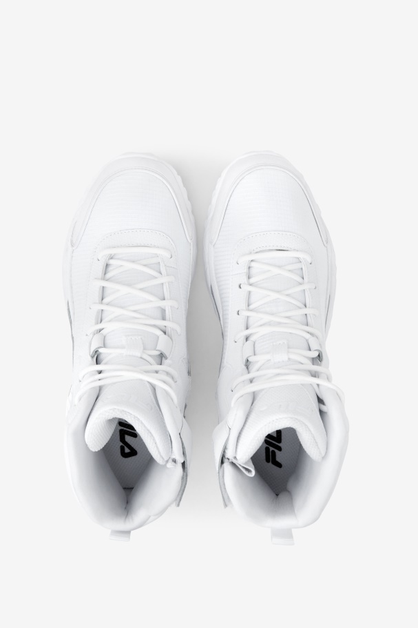 Fila Castigadora De Mulheres Brancas