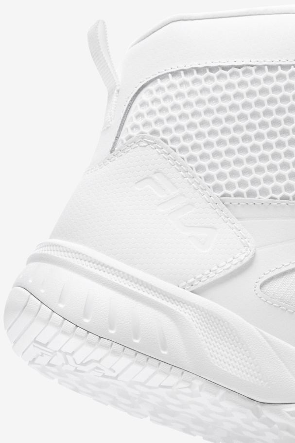 Fila Castigadora De Mulheres Brancas