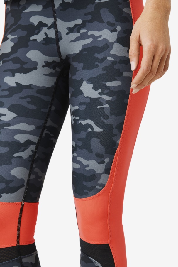 Legging Fila Camuflada Escura/coral/preto