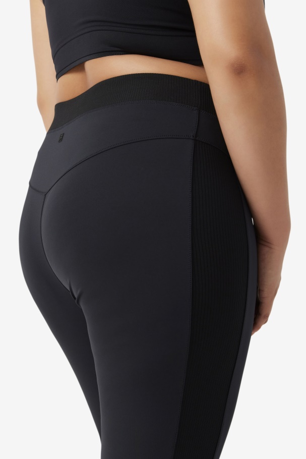 Legging Preta Cintura Alta Textura Fila Forza