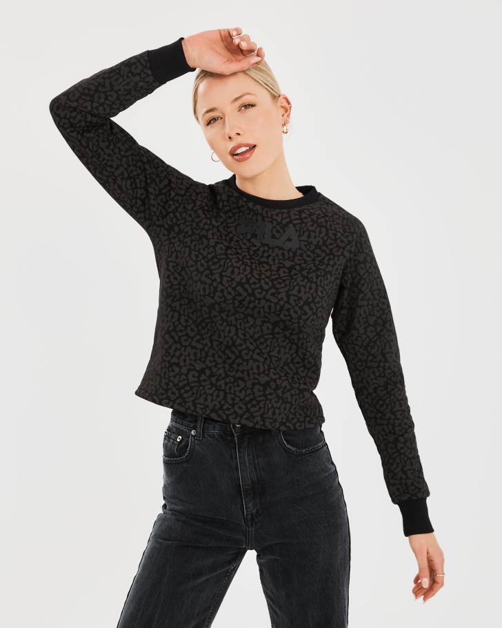 Linha Da Tripulação Volta Feminina Negra