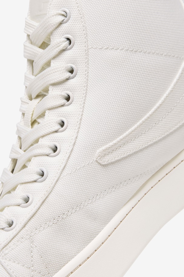 Linha Feminina De Janeiro De Gardênia