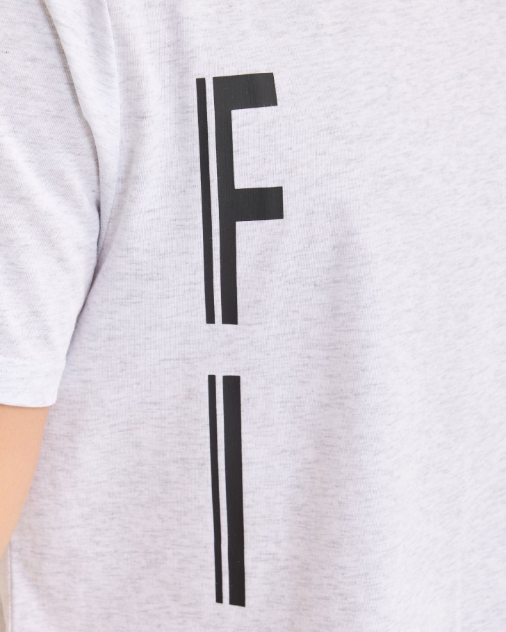 Markus Tee Cinza Claro Linha Marle