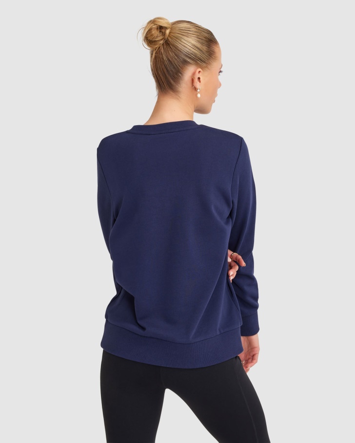 Tripulação Cinzia Feminina Da Nova Marinha Fila